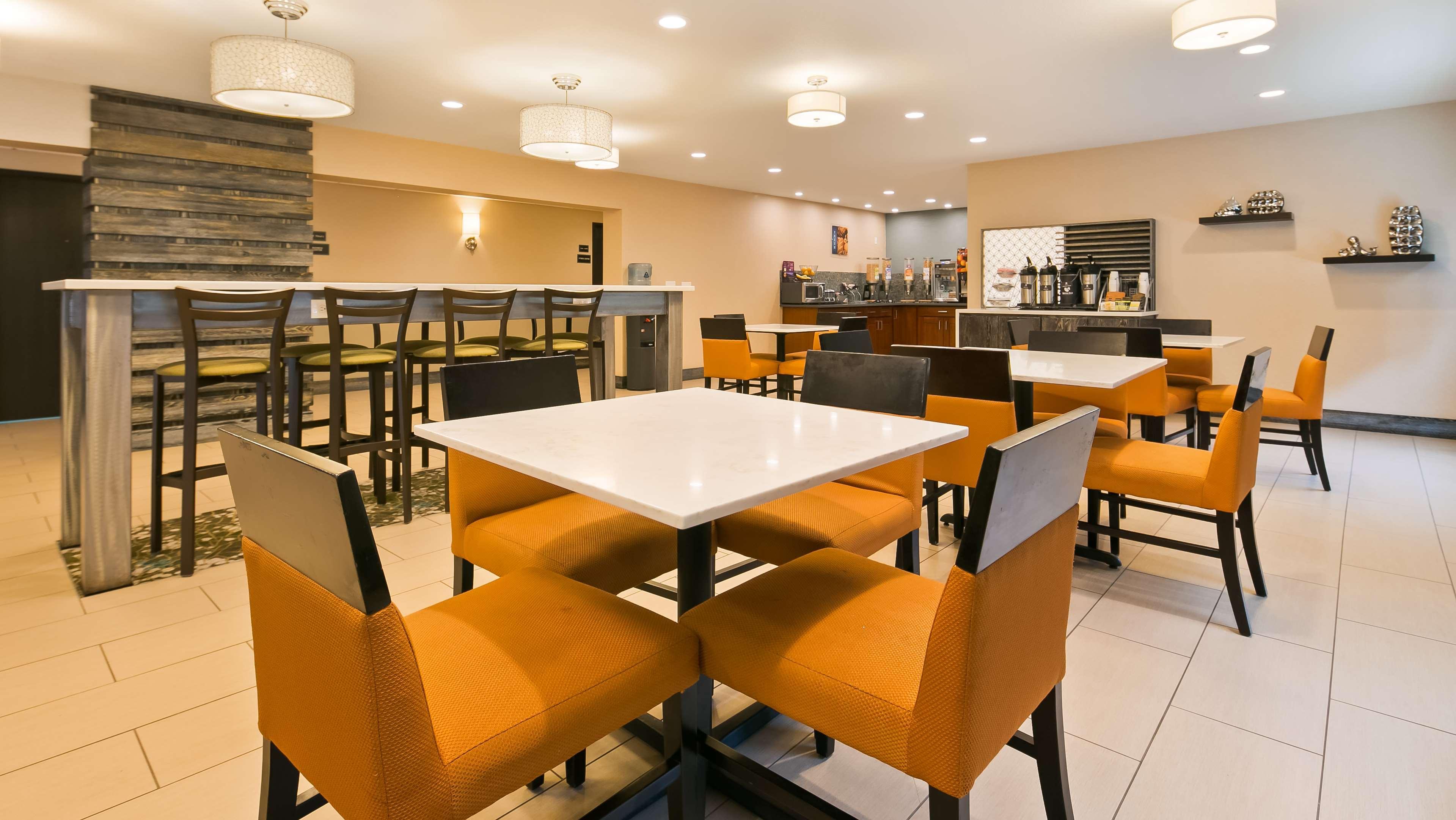 Best Western Long Beach Inn Екстериор снимка