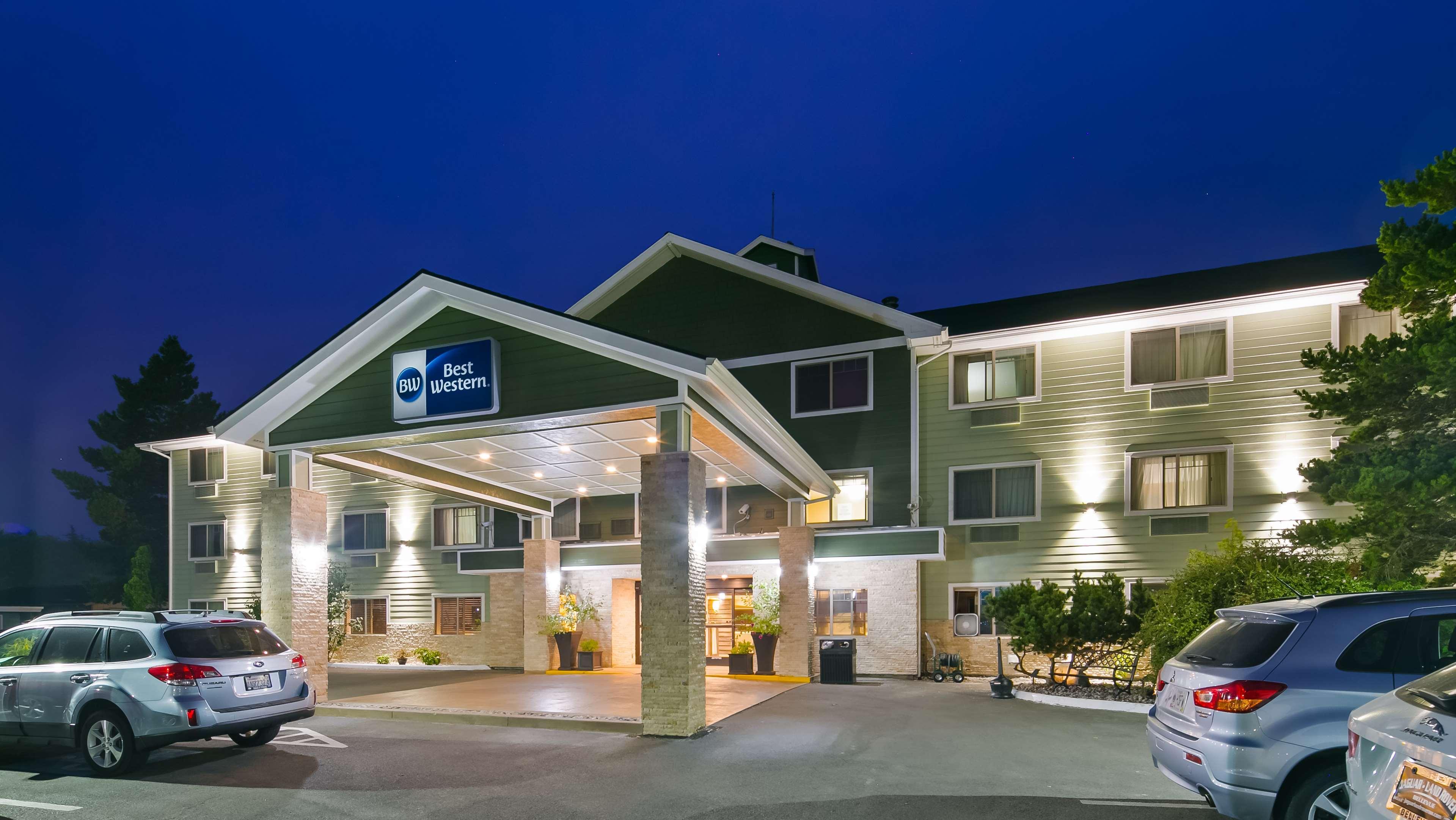 Best Western Long Beach Inn Екстериор снимка