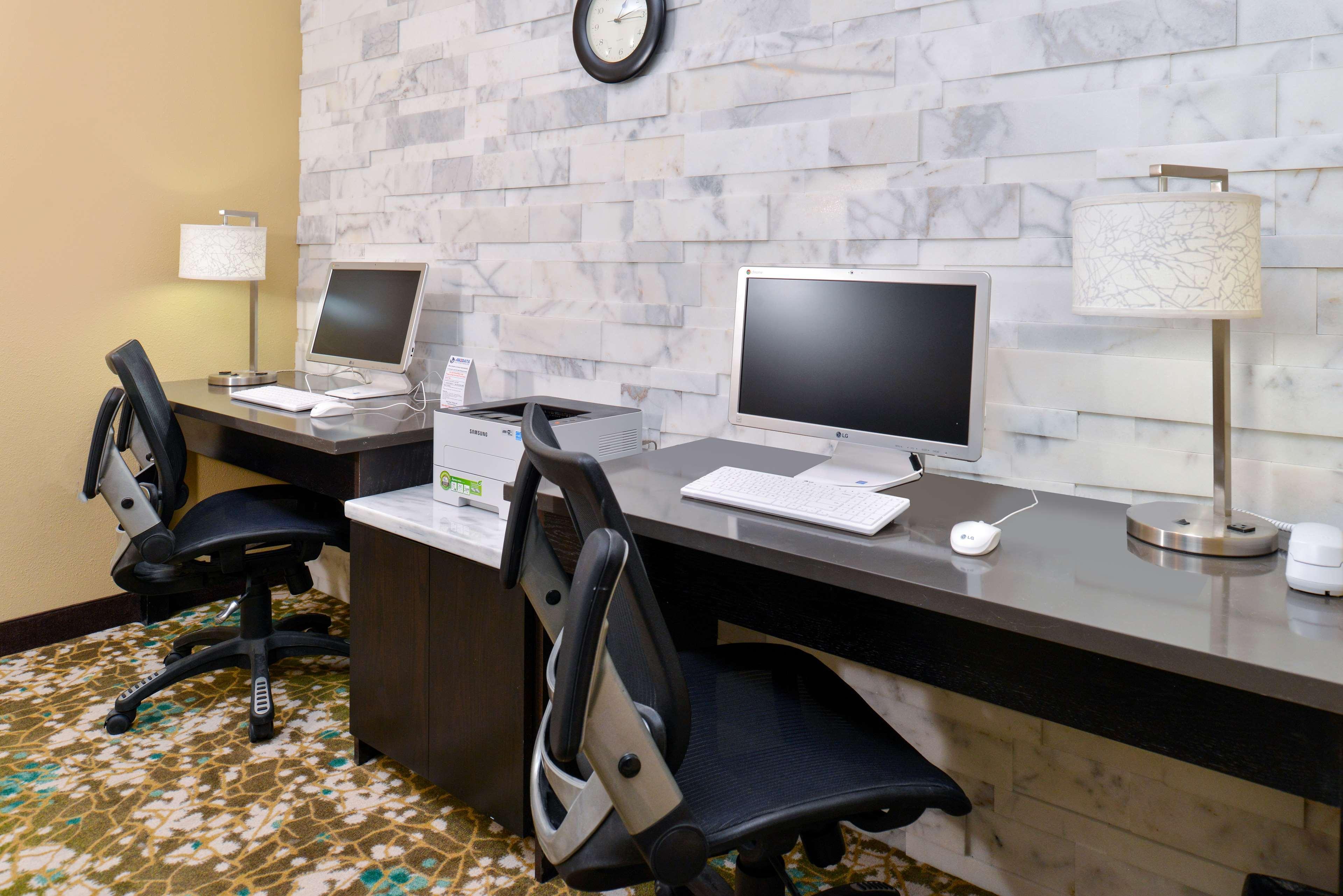 Best Western Long Beach Inn Екстериор снимка